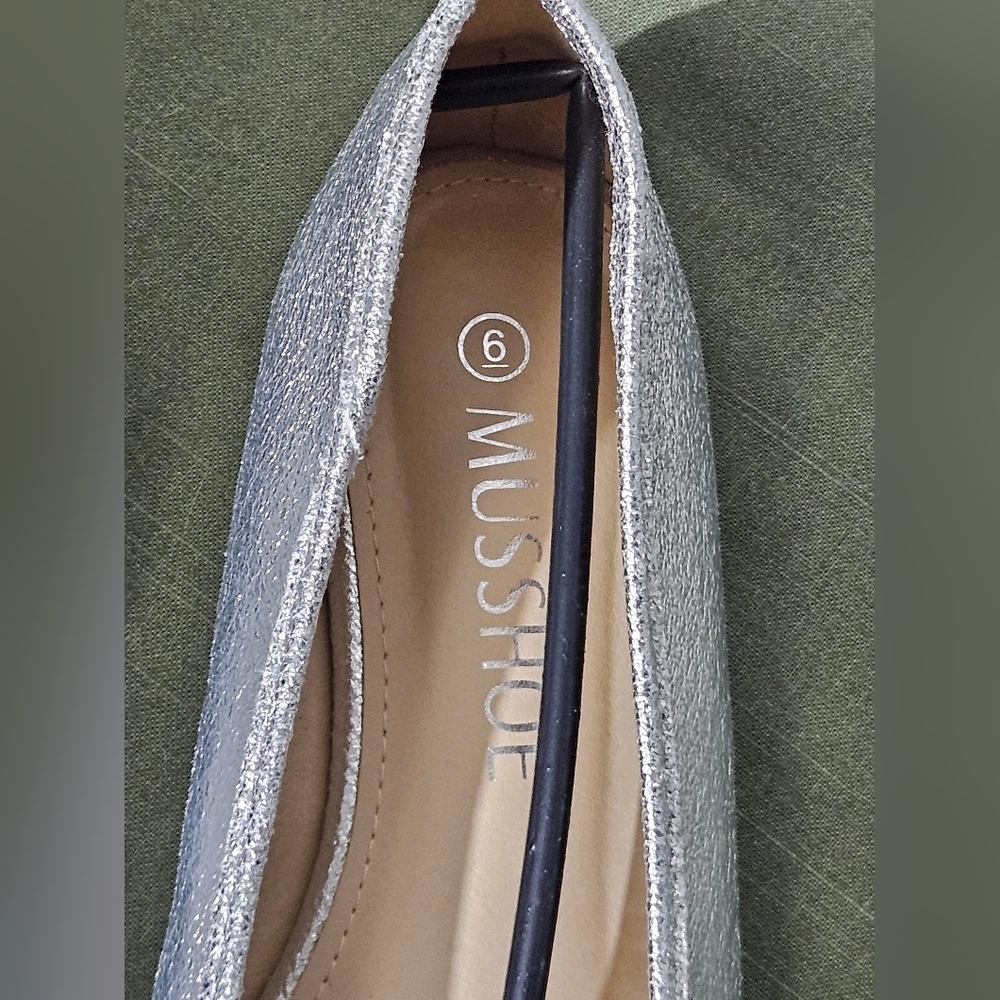 Shimmering Silver Flats with Bow Accent - Picture 9 of 11